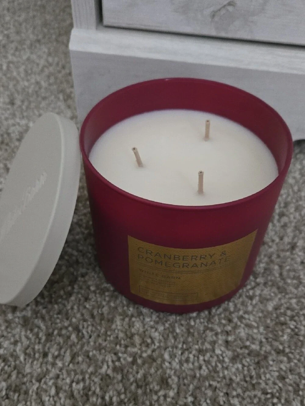 White Barn Cranberry & Pomegranate Jar Candle - Berry Red with Cream Lid - Picture 2 of 3